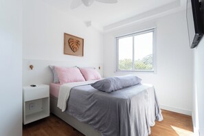 2 chambres, fer et planche à repasser, Wi-Fi gratuit, draps fournis