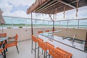 Outdoor dining - Flat com WiFi a 400m da Praia de Porto de Galinhas (Ipojuca)