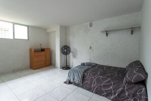 Room - Apt at the Lookout w Garage 400m from Areia Preta Beach (Guarapari)