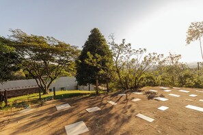 Property grounds - Chácara ótima localização, piscina e churrasqueira (Igaratá)