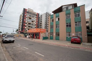 Exterior - Apto Pet Friendly c Churrasqueira - Praia do Morro (Guarapari)