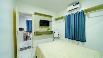 1 quarto, Wi-Fi de cortesia, roupa de cama