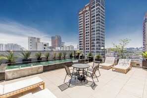 Outdoor dining - Studio Novo Moema Comodidade com Lazer Completo (São Paulo)