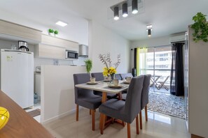 Dining - Apto c/ Piscina e Quadras no Recreio (Rio de Janeiro)