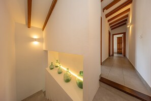 Interior - Villa Joana Aina by Homevillas360 (Port de Pollença)