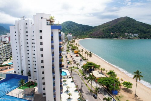 Lindo Apto Beira Mar Martim de Sá - Caraguatatuba