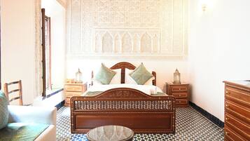 Junior Suite | Iron/ironing board (on request), WiFi (free)