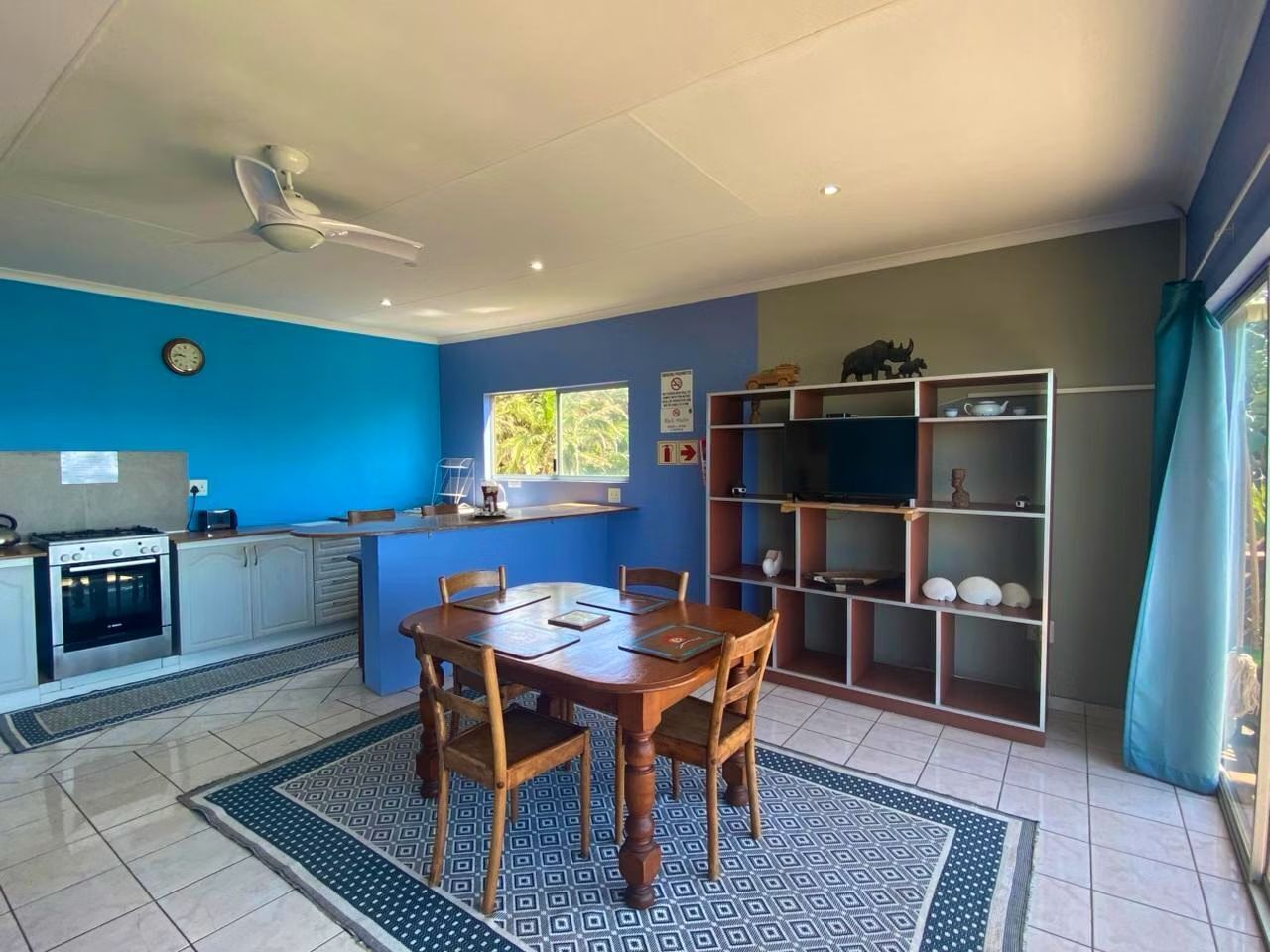 Dobbeltrom – deluxe, sjøutsikt | Eget kjøkken | Kjøleskap, mikrobølgeovn, ovn og kjøkkenutstyr