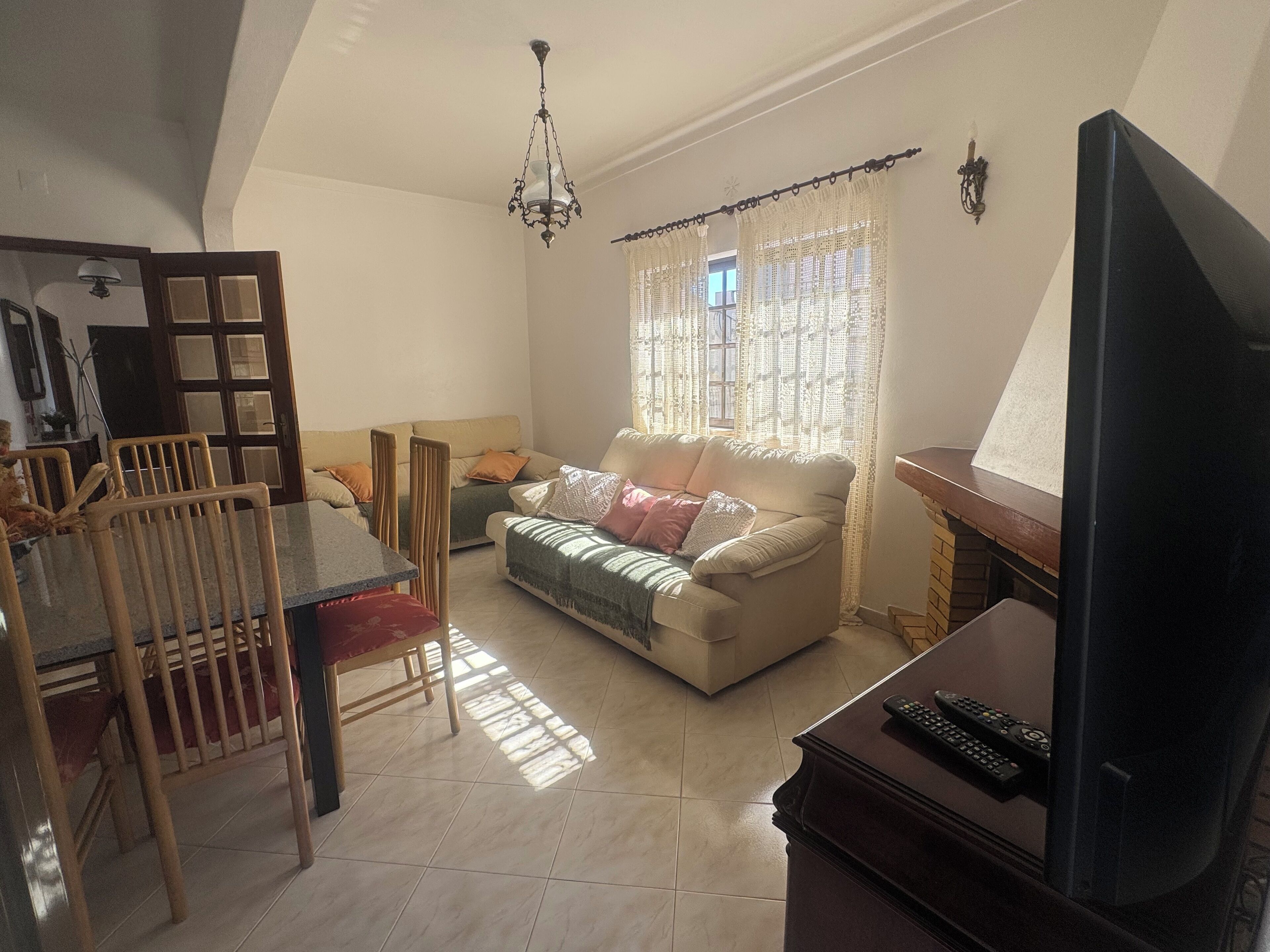 Casa De Férias Familiar Com Amplo Espaço Exterior, Zona De Refeições E Spa - Algarve