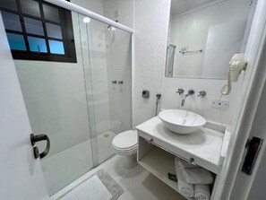 Bathroom - Roame Hosting boutique (Campos do Jordão)