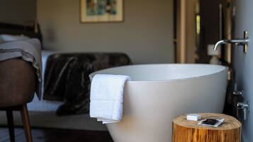 Superior Suite, Balcony | In-room safe, blackout curtains, iron/ironing board, free WiFi
