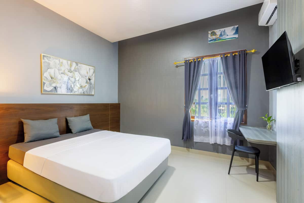 Habitación superior | Escritorio, espacio para trabajar con laptop y wifi gratis