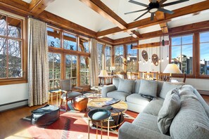 TV, fireplace - Panoramic Peaks - Elevated Penthouse with Unmatched Mountain Views (Telluride)