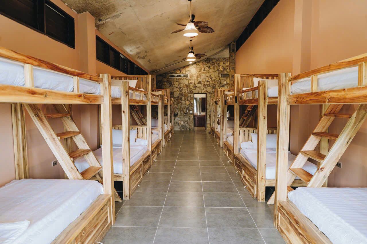 ファミリー ヴィラ ヒルビュー | 高級寝具、デスク、ノートパソコン用作業スペース、遮光カーテン