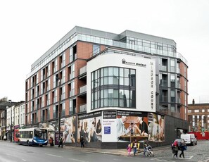 Exterior - Student Only Windsor Court (Liverpool)