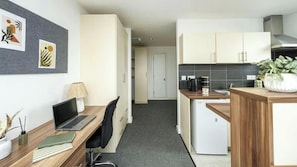 Studio, Non Smoking | Interior - Student Only Windsor Court (Liverpool)