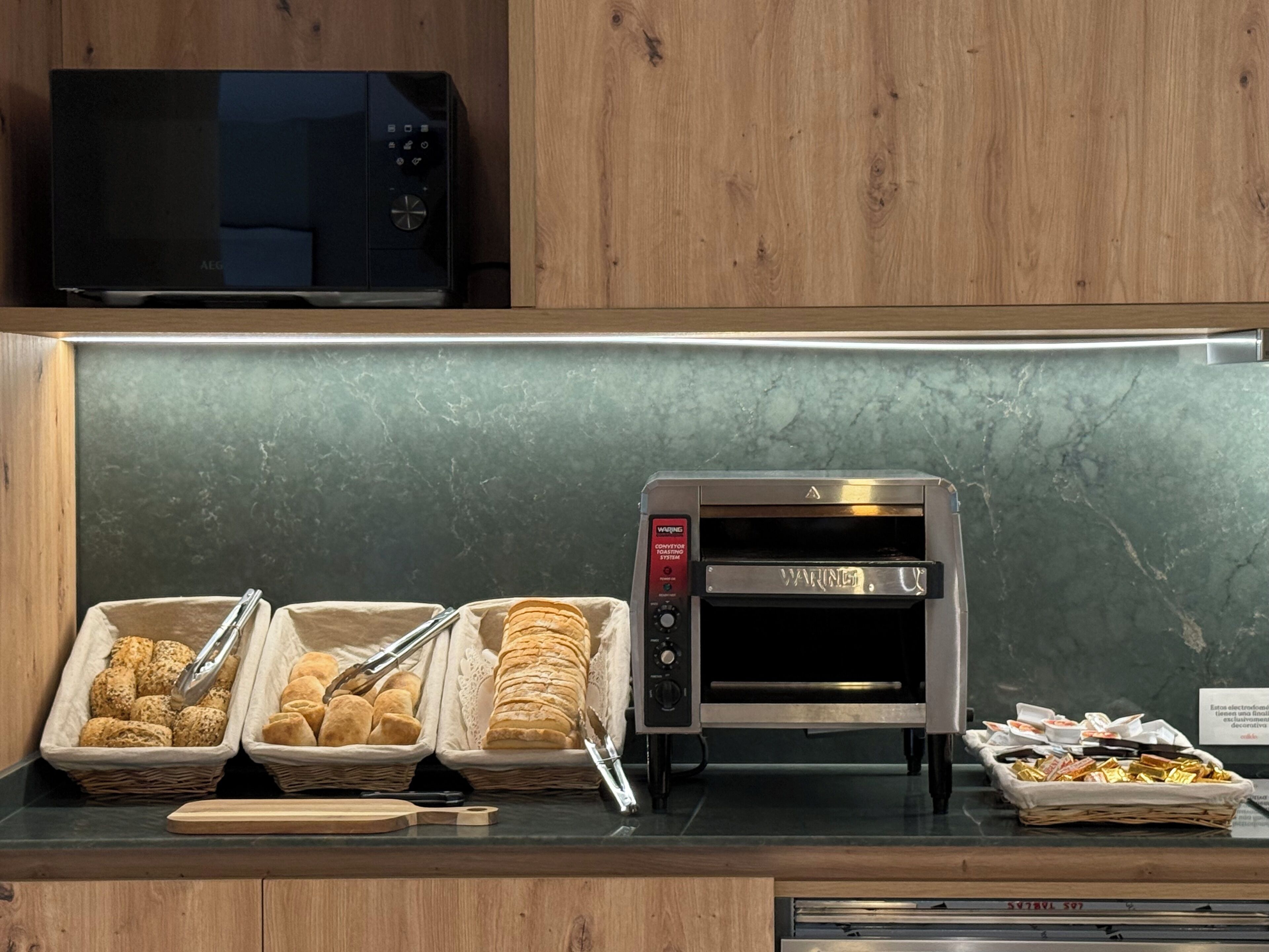 Se ofrece un desayuno continental entre semana (por un coste adicional)