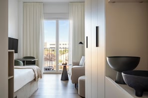 Standard Studio | Free WiFi - Calido Las Tablas (Madrid)