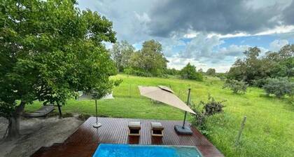 Khwai Moremi Vacation Cottages 2