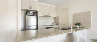 Relaxed 2br, 2bth Apartment With Balcony & Parking