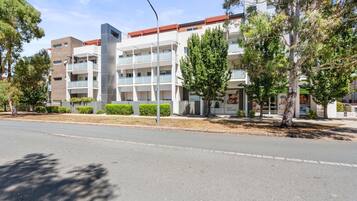 Apartment | Reception