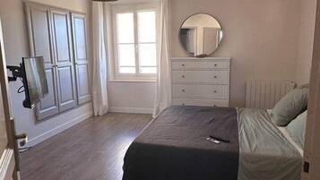 2 Schlafzimmer, Bügeleisen/Bügelbrett, WLAN, Bettwäsche