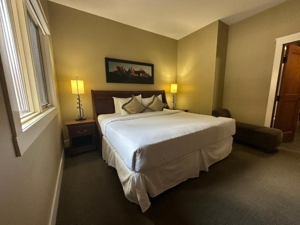 In-room safe, blackout drapes, iron/ironing board, free WiFi