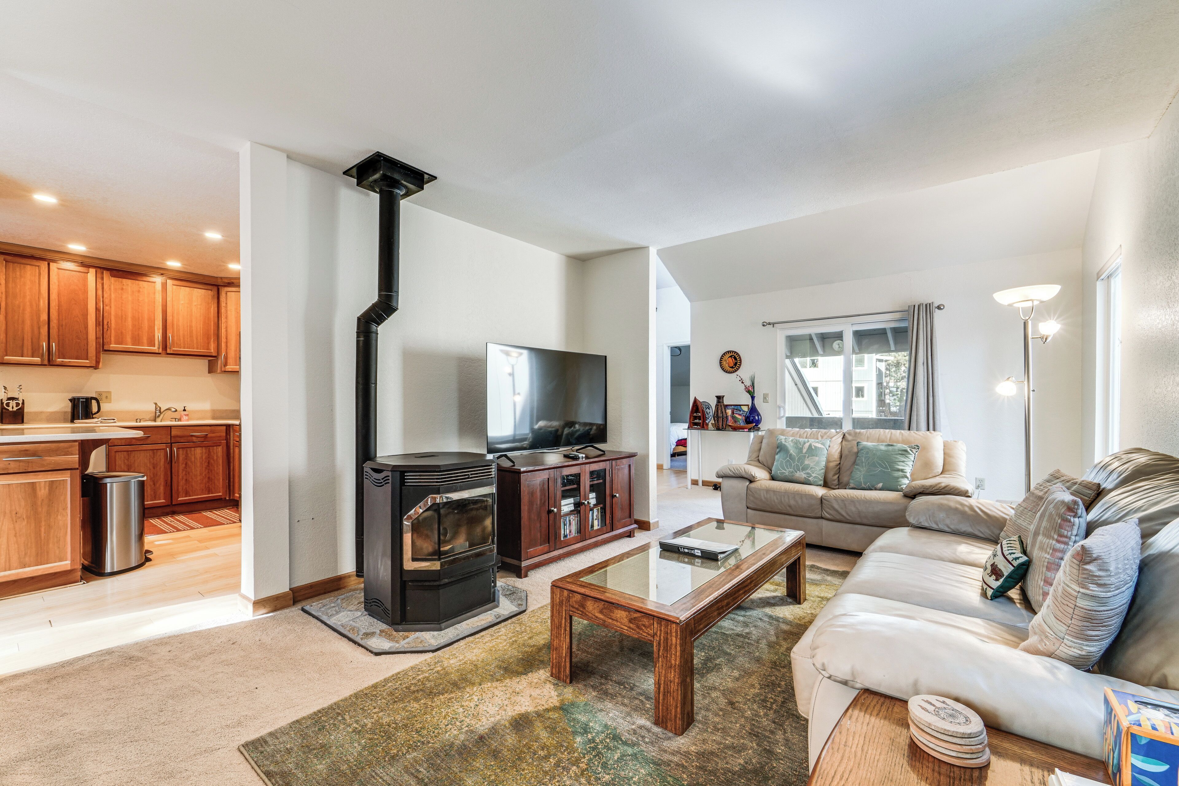 Apartment (4 Bedrooms) | Front of property