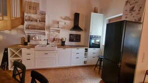 Private kitchen - Pure country pleasure! Relaxing with the family. Celebrate with friends. Working with style. (Haßfurt)
