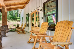 House (2 Bedrooms) | Interior - Trails Within 2 Miles! Highlands Nature Escape (Highlands)
