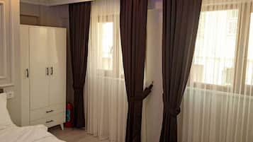 Apartment | Iron/ironing board, free WiFi