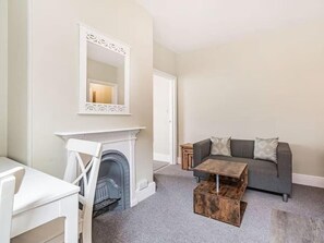 Living area - Apartment 3 (Cromer)