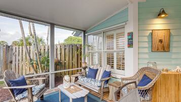 House (3 Bedrooms) | Front of property