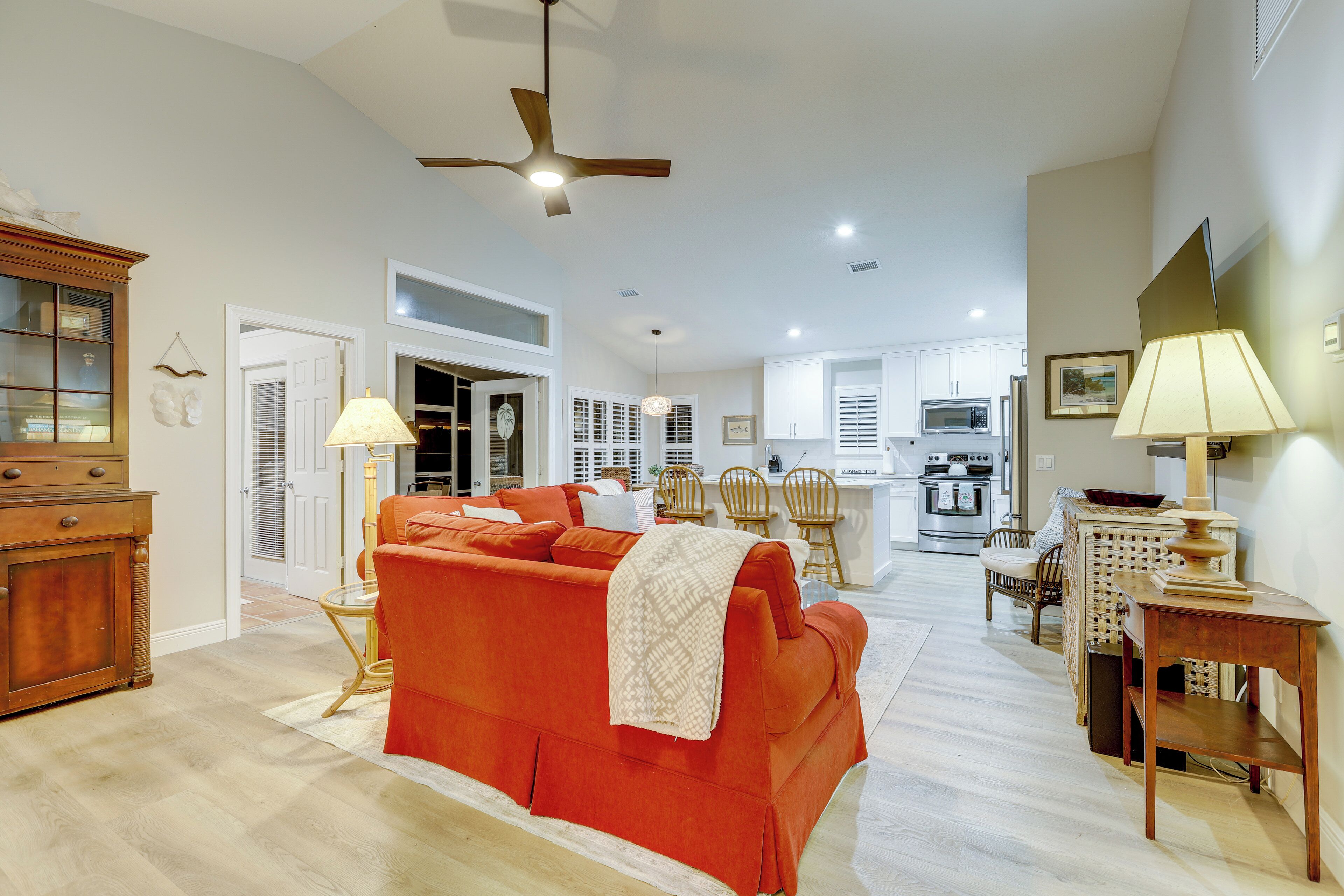 House (3 Bedrooms) | Interior