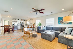 House (2 Bedrooms) | Front of property - Steps to Boardwalk: 2 Blocks From the Beach Access (Carolina Beach)