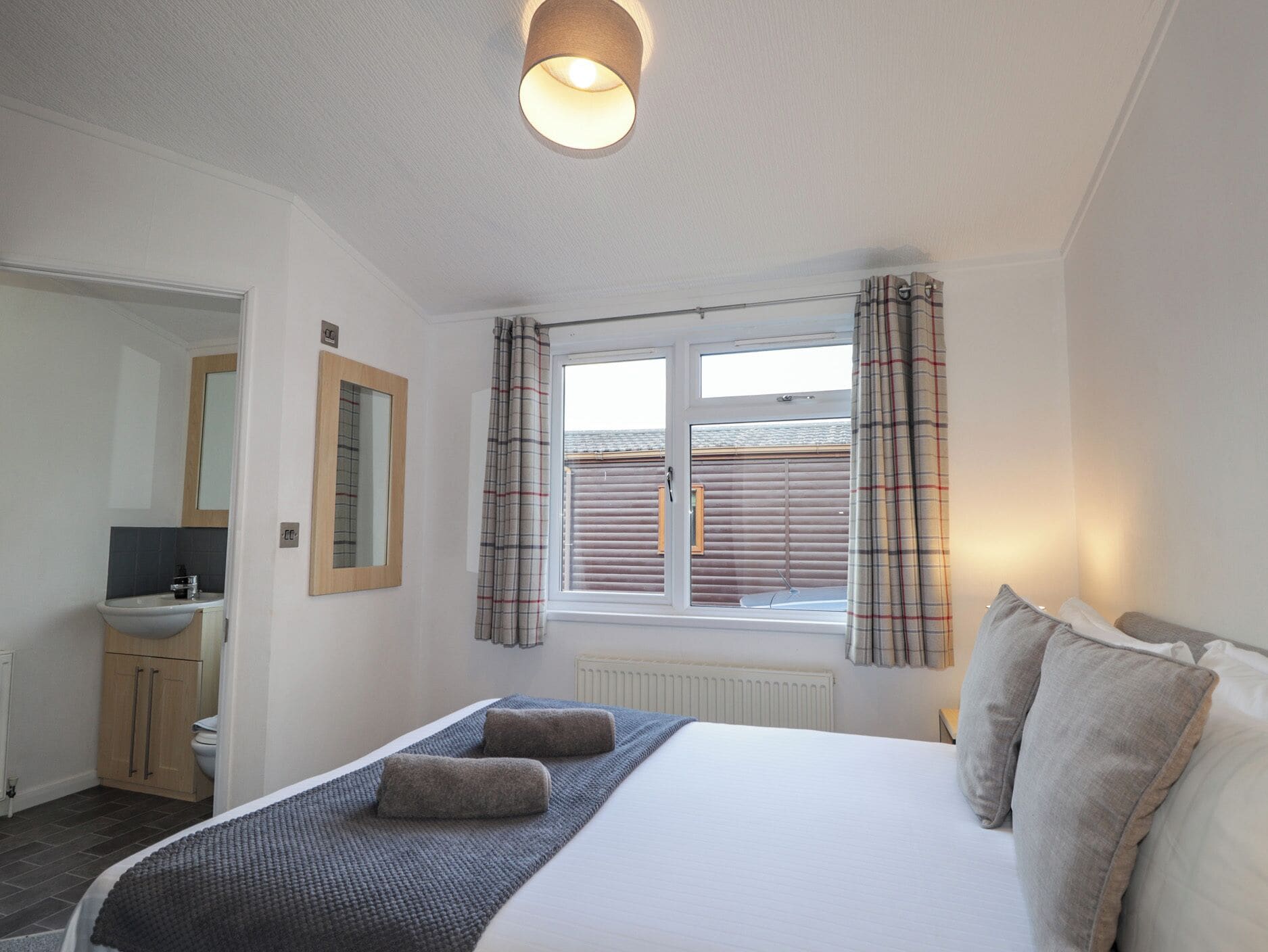 2 chambres, décor unique, ameublement unique, accès au Wi-Fi (inclus)
