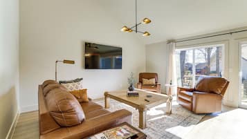 Apartment (2 Bedrooms) | Depan hartanah