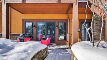 Familie appartement, uitzicht op bergen | Terras