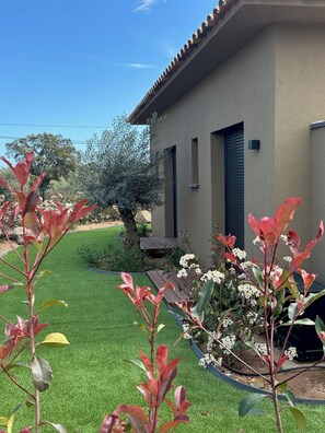 Front of property - Les villas Vangarone (Lecci)