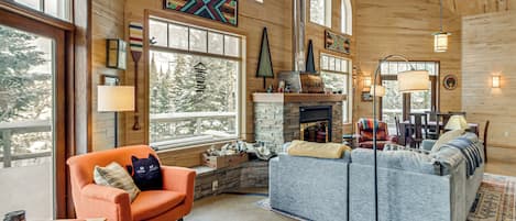 House (3 Bedrooms) | Interior