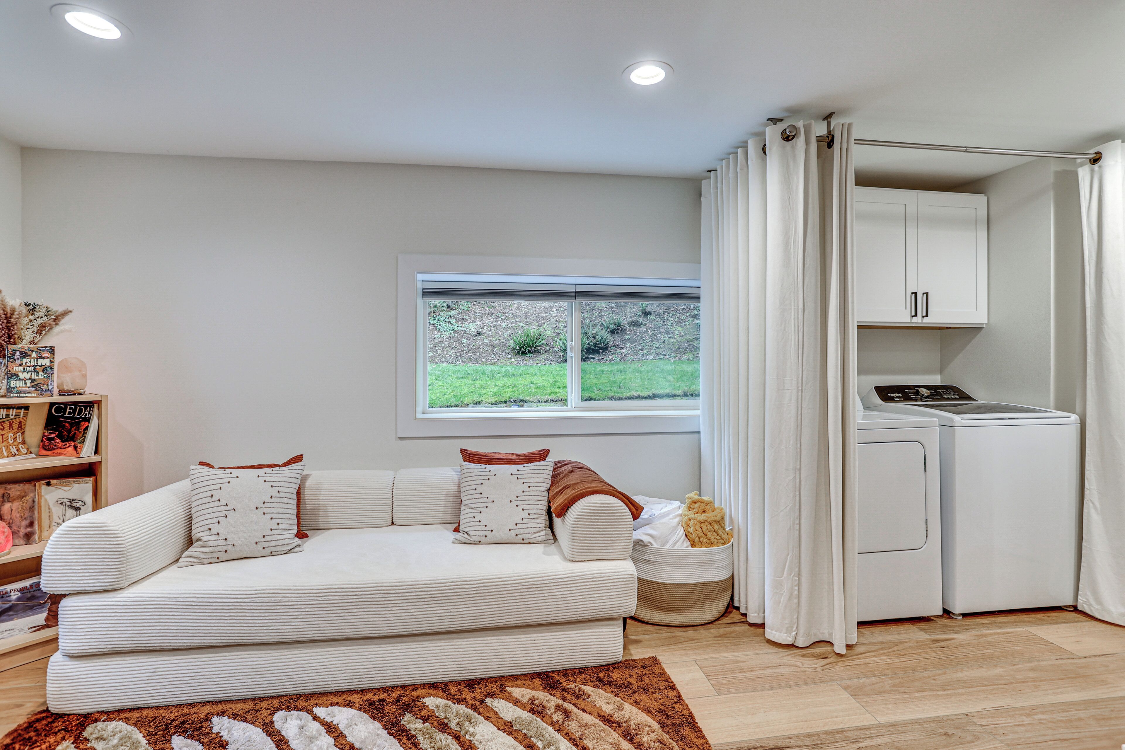 Apartment (1 Bedroom) | Interior