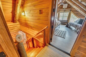 House (2 Bedrooms) | Interior - Motorsports, Lake Days & Hikes! Cabin in Waterfall (Three Springs)