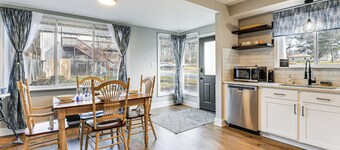 Family-friendly Home, 5 Mi to Roundtop Mtn Resort!