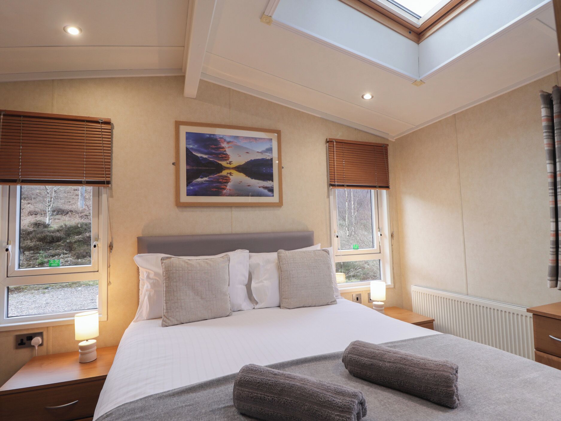 2 bedrooms, individually decorated, individually furnished, free WiFi