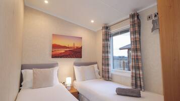 2 habitaciones, decoración personalizada y muebles diferentes