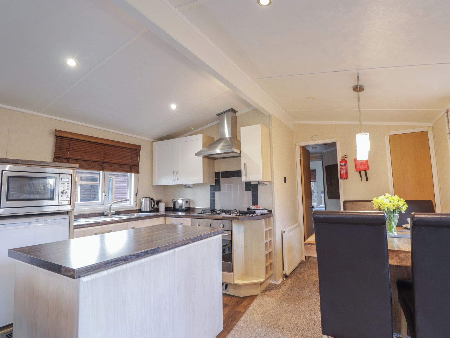 Dishwasher, cookware/dishes/utensils