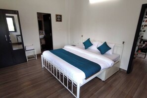 Bügeleisen/Bügelbrett, WLAN, Bettwäsche