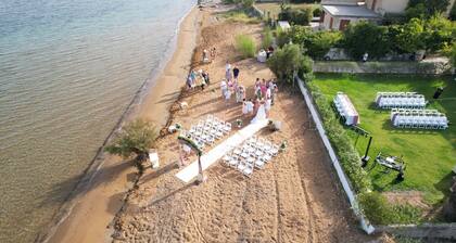 Alekos Beach Houses-Alexandros