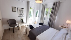 Iron/ironing board, travel crib, free WiFi, bed sheets