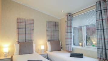 2 bedrooms, individually decorated, individually furnished, free WiFi